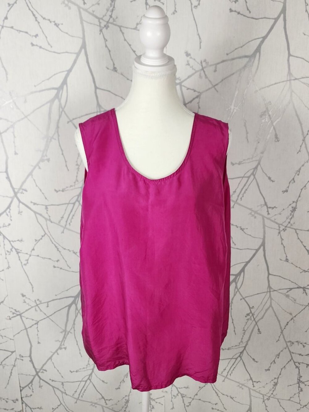Elite Hot Pink 100% Silk Round Neck Tank